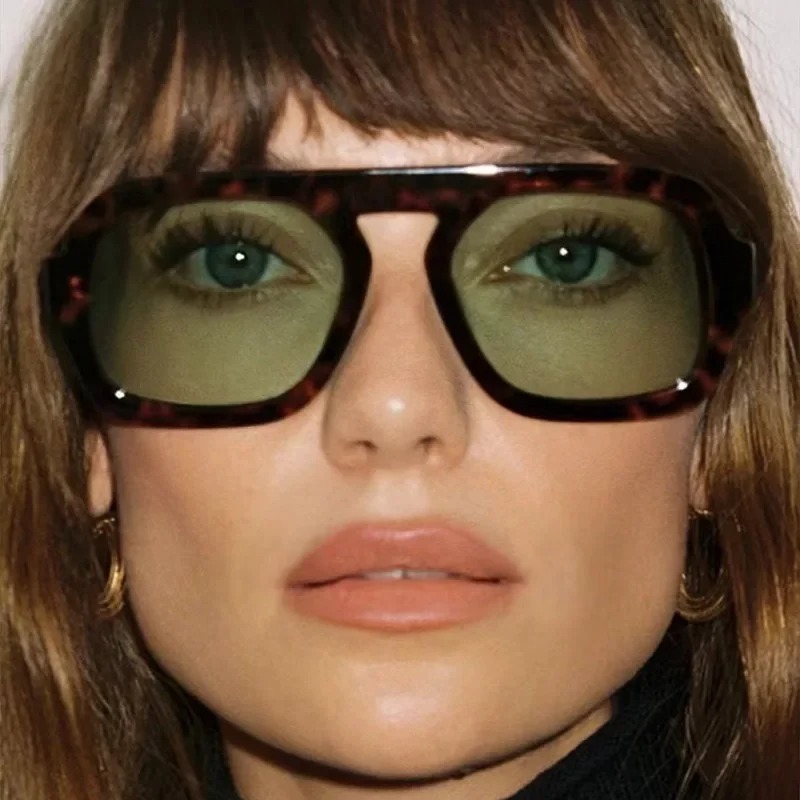 レトロスクエアサングラス女性ファッションブランドデザイングラ - Street Fashion Glasses のレビューと価格