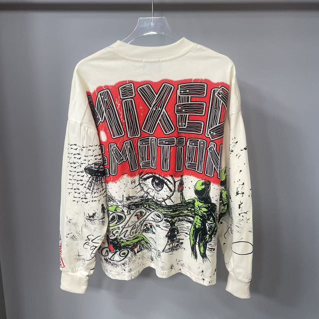 高品質デザイナー MIXED-EMOTION 長袖Tシャツ  - Fashion Streetwear のレビューと価格