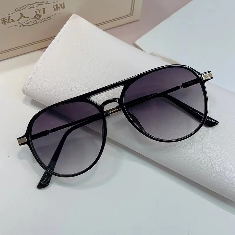 ヴィンテージパイロットサングラス 男女兼用 新ファッション  - Street Fashion Glasses のレビューと価格