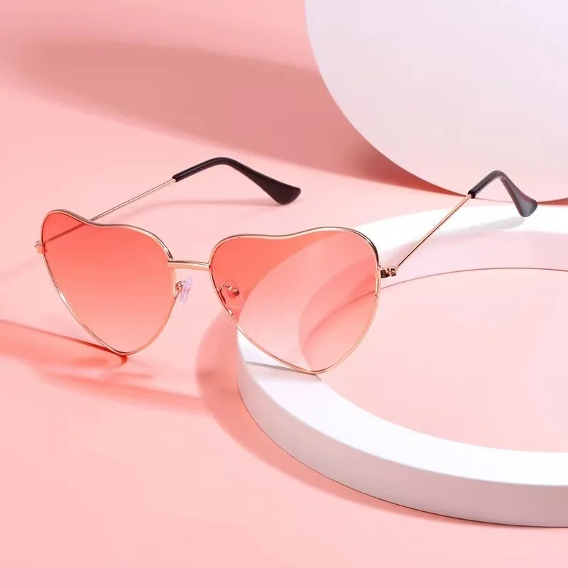 ファッションハート型メタルサングラスヴィンテージトレンディス - Street Fashion Glasses のレビューと価格